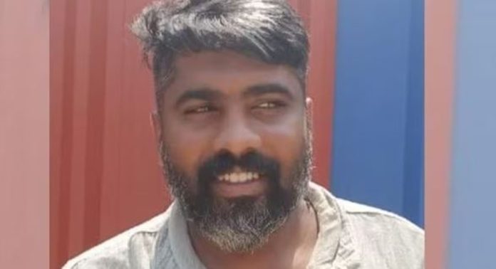 വിമാനത്താവളത്തിലേക്കുള്ള യാത്രക്കിടെ പോലീസ് ചമഞ്ഞ് വിസയും ടിക്കറ്റും തട്ടിയെടുത്തയാള് പിടിയിൽ വിമാനത്താവളത്തിലേക്കുള്ള യാത്രക്കിടെ പോലീസ് ചമഞ്ഞ് വിസയും ടിക്കറ്റും തട്ടിയെടുത്തയാള് പിടിയിൽ