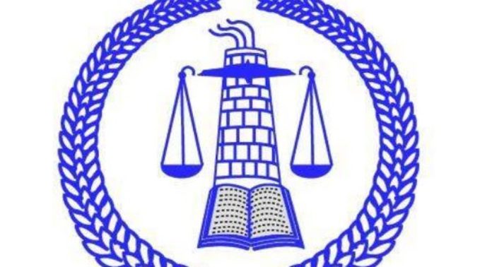 കടയടപ്പ് സമരം ; രാഷ്ട്രീയ പ്രേരിതമെന്ന് വ്യാപാരി സമിതി കടയടപ്പ് സമരം ; രാഷ്ട്രീയ പ്രേരിതമെന്ന് വ്യാപാരി സമിതി