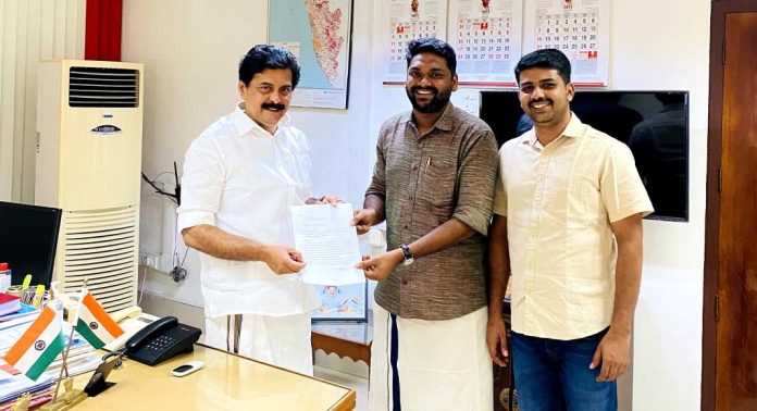 കുടിവെള്ളക്ഷാമത്തിന് പരിഹാരം തേടി മന്ത്രിക്ക് നിവേദനവുമായി യൂത്ത് കോൺഗ്രസ് കുടിവെള്ളക്ഷാമത്തിന് പരിഹാരം തേടി മന്ത്രിക്ക് നിവേദനവുമായി യൂത്ത് കോൺഗ്രസ്