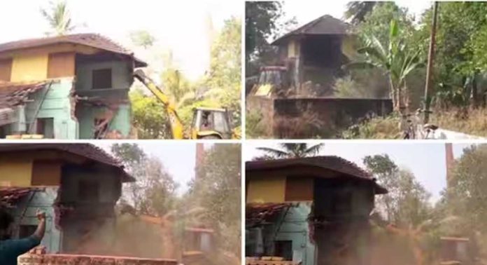 പാലക്കാട് മങ്കര മാങ്കുറുശ്ശിയിൽ വയോധികയെയും കുടുംബത്തിനെയും താമസ സ്ഥലത്ത് നിന്നും ഇറക്കിവിട്ടതായി പരാതി പാലക്കാട് മങ്കര മാങ്കുറുശ്ശിയിൽ വയോധികയെയും കുടുംബത്തിനെയും താമസ സ്ഥലത്ത് നിന്നും ഇറക്കിവിട്ടതായി പരാതി