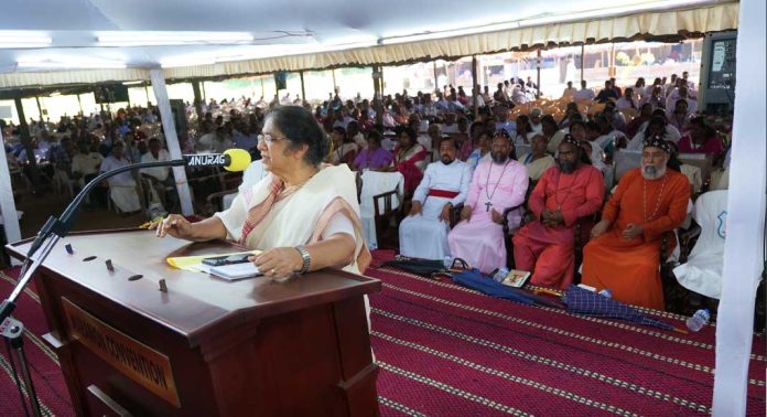 സഭയും സമൂഹവും രോഗബാധിതം – സിസ്റ്റർ ഡോ. ജൊവാൻ ചുങ്കപ്പുര സഭയും സമൂഹവും രോഗബാധിതം – സിസ്റ്റർ ഡോ. ജൊവാൻ ചുങ്കപ്പുര