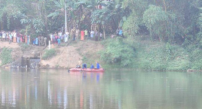 പമ്പാനദിയിൽ തെങ്ങുകയറ്റ തൊഴിലാളി മുങ്ങിമരിച്ചു പമ്പാനദിയിൽ തെങ്ങുകയറ്റ തൊഴിലാളി മുങ്ങിമരിച്ചു