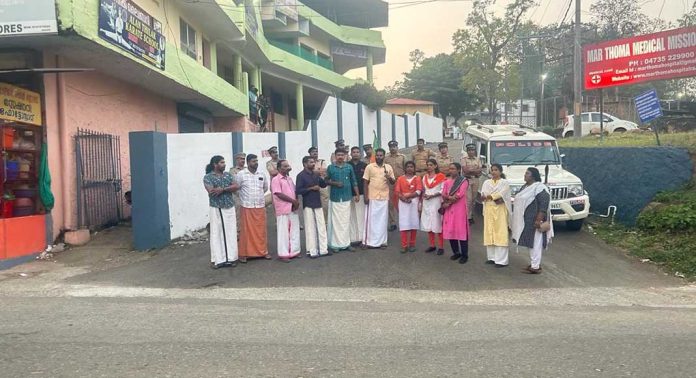 റാന്നി മാർത്തോമാ ആശുപത്രിയുടെ അനാസ്ഥ ; 5 വയസ്സുകാരന് ജീവൻ നഷ്ടമായ സംഭവത്തിൽ യുവമോർച്ച പ്രതിഷേധ മാർച്ച് നടത്തി റാന്നി മാർത്തോമാ ആശുപത്രിയുടെ അനാസ്ഥ ; 5 വയസ്സുകാരന് ജീവൻ നഷ്ടമായ സംഭവത്തിൽ യുവമോർച്ച പ്രതിഷേധ മാർച്ച് നടത്തി