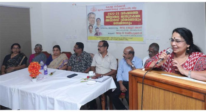 ജില്ലാതല ജന്തുക്ഷേമ പുരസ്കാരം സമ്മാനിച്ചു ജില്ലാതല ജന്തുക്ഷേമ പുരസ്കാരം സമ്മാനിച്ചു