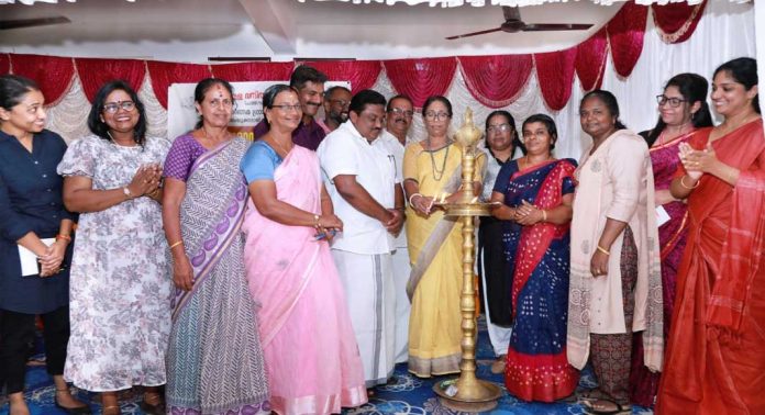 കേരള വനിത കമ്മിഷനും പെരിങ്ങര ഗ്രാമ പഞ്ചായത്തും സംയുക്തമായി സെമിനാര് സംഘടിപ്പിച്ചു കേരള വനിത കമ്മിഷനും പെരിങ്ങര ഗ്രാമ പഞ്ചായത്തും സംയുക്തമായി സെമിനാര് സംഘടിപ്പിച്ചു