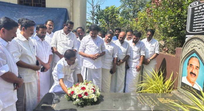 കെ.എം മാണിയുടെ അനുഗ്രഹം തേടി കല്ലറയിൽ പുഷ്പചക്രം അർപ്പിച്ച് എൽ ഡി എഫ് സ്ഥാനാർത്ഥി ; പ്രാർത്ഥനകളോടെ പ്രചാരണത്തുടക്കം കെ.എം മാണിയുടെ അനുഗ്രഹം തേടി കല്ലറയിൽ പുഷ്പചക്രം അർപ്പിച്ച് എൽ ഡി എഫ് സ്ഥാനാർത്ഥി ; പ്രാർത്ഥനകളോടെ പ്രചാരണത്തുടക്കം