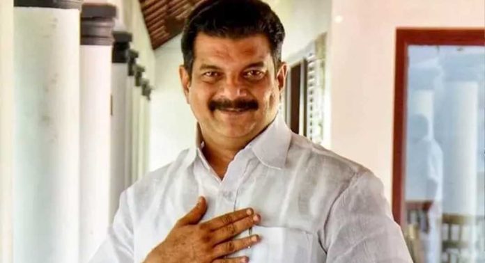 പിവി അൻവറിന്റെ കക്കാടം പൊയിലിലെ പാർക്ക് ; പഞ്ചായത്തിനോട് വിശദമായ സത്യവാങ്മൂലം സമർപ്പിക്കാൻ ആവശ്യപ്പെട്ട് കോടതി പിവി അൻവറിന്റെ കക്കാടം പൊയിലിലെ പാർക്ക് ; പഞ്ചായത്തിനോട് വിശദമായ സത്യവാങ്മൂലം സമർപ്പിക്കാൻ ആവശ്യപ്പെട്ട് കോടതി