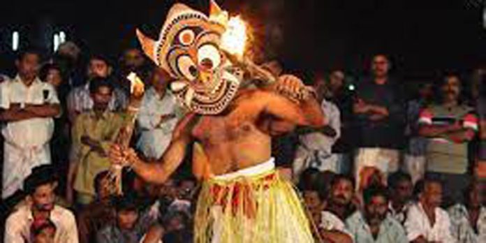ശ്രീഭദ്ര പടയണി സംഘത്തിലെ രണ്ടാം ബാച്ചിന്റെ പടയണി അരങ്ങേറ്റം ഇന്ന് താഴൂർ ഭഗവതി ക്ഷേത്രം ഓഡിറ്റോറിയത്തിൽ നടക്കും ശ്രീഭദ്ര പടയണി സംഘത്തിലെ രണ്ടാം ബാച്ചിന്റെ പടയണി അരങ്ങേറ്റം ഇന്ന് താഴൂർ ഭഗവതി ക്ഷേത്രം ഓഡിറ്റോറിയത്തിൽ നടക്കും