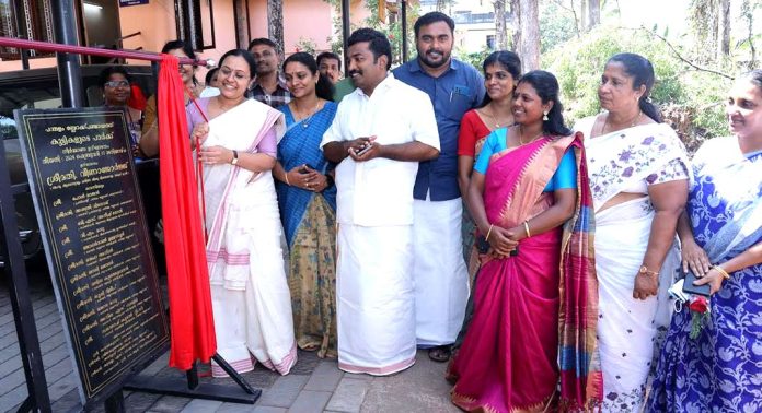 ശിശുസൗഹൃദ ലോകം സൃഷ്ടിക്കേണ്ടത് അനിവാര്യം : മന്ത്രി വീണാ ജോര്ജ് ശിശുസൗഹൃദ ലോകം സൃഷ്ടിക്കേണ്ടത് അനിവാര്യം : മന്ത്രി വീണാ ജോര്ജ്