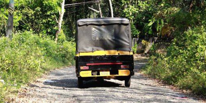 പ്രമാടം പഞ്ചായത്തിലെ ളാക്കൂർ – ഷാപ്പുപടി റോഡ് സഞ്ചാരയോഗ്യമാക്കണമെന്ന ആവശ്യം ശക്തം പ്രമാടം പഞ്ചായത്തിലെ ളാക്കൂർ – ഷാപ്പുപടി റോഡ് സഞ്ചാരയോഗ്യമാക്കണമെന്ന ആവശ്യം ശക്തം