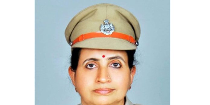 2022 ലെ ബാഡ്ജ് ഓഫ് ഓണർ ബഹുമതി പത്തനംതിട്ട എസ് പി ഓഫീസിലെ സർക്കിൾ ഇൻസ്പെക്ടർ ലീലാമ്മക്ക് 2022 ലെ ബാഡ്ജ് ഓഫ് ഓണർ ബഹുമതി പത്തനംതിട്ട എസ് പി ഓഫീസിലെ സർക്കിൾ ഇൻസ്പെക്ടർ ലീലാമ്മക്ക്