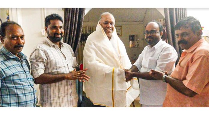 ചർച്ച് ഓഫ് ഗോഡ് (ഫുൾ ഗോസ്പൽ) കേരള സ്റ്റേറ്റ് സെക്രട്ടറിയായി തെരഞ്ഞെടുക്കപ്പെട്ട പാസ്റ്റർ സാംകുട്ടി മാത്യുവിനെ ആദരിച്ചു ചർച്ച് ഓഫ് ഗോഡ് (ഫുൾ ഗോസ്പൽ) കേരള സ്റ്റേറ്റ് സെക്രട്ടറിയായി തെരഞ്ഞെടുക്കപ്പെട്ട പാസ്റ്റർ സാംകുട്ടി മാത്യുവിനെ ആദരിച്ചു