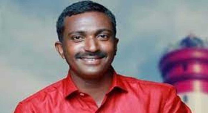 ഷാൻ വധക്കേസ് : പ്രതികളുടെ ജാമ്യം റദ്ദാക്കണമെന്ന ഹർജി 13 ന് പരിഗണിക്കും ഷാൻ വധക്കേസ് : പ്രതികളുടെ ജാമ്യം റദ്ദാക്കണമെന്ന ഹർജി 13 ന് പരിഗണിക്കും