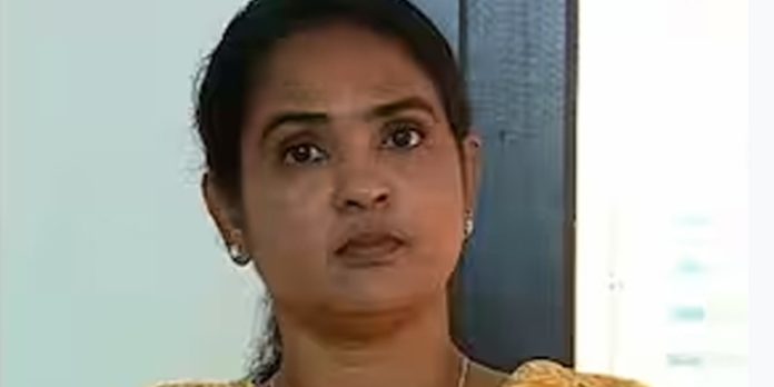ചാലക്കുടി വ്യാജ എൽഎസ്ഡി കേസിൽ വഴിത്തിരിവ് ; ഷീല സണ്ണിയെ കുടുക്കിയത് നാരായണദാസ് ചാലക്കുടി വ്യാജ എൽഎസ്ഡി കേസിൽ വഴിത്തിരിവ് ; ഷീല സണ്ണിയെ കുടുക്കിയത് നാരായണദാസ്