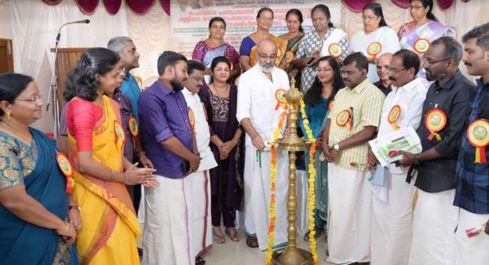 പെരിങ്ങര ഗ്രാമപഞ്ചായത്ത് പാടശേഖരങ്ങളിലെ രാസവള പ്രയോഗം ഇടക്കാല പഠന റിപ്പോര്ട്ട് പ്രകാശനം ചെയ്തു പെരിങ്ങര ഗ്രാമപഞ്ചായത്ത് പാടശേഖരങ്ങളിലെ രാസവള പ്രയോഗം ഇടക്കാല പഠന റിപ്പോര്ട്ട് പ്രകാശനം ചെയ്തു