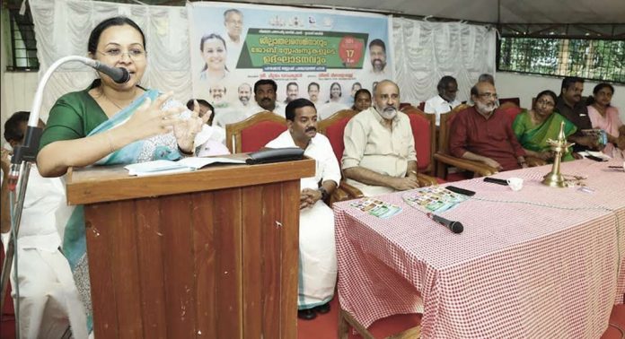 വിജ്ഞാന പത്തനംതിട്ട തൊഴില് പദ്ധതി ‘ഉറപ്പാണ് തൊഴില്’ സംസ്ഥാനത്തിന് മാതൃക : മന്ത്രി വീണാ ജോര്ജ് വിജ്ഞാന പത്തനംതിട്ട തൊഴില് പദ്ധതി ‘ഉറപ്പാണ് തൊഴില്’ സംസ്ഥാനത്തിന് മാതൃക : മന്ത്രി വീണാ ജോര്ജ്