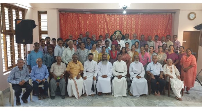 ഒമാൻ കേരള ഹോംലാൻഡ് ഫെലോഷിപ്പിന്റെ യോഗം നടന്നു ഒമാൻ കേരള ഹോംലാൻഡ് ഫെലോഷിപ്പിന്റെ യോഗം നടന്നു