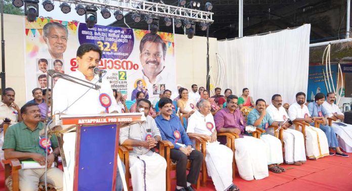 എല്ലാ ഗ്രാമീണ ഭവനങ്ങളിലും രണ്ടു വര്ഷത്തിനുള്ളില് കുടിവെള്ളമെത്തിക്കും : മന്ത്രി റോഷി അഗസ്റ്റിന് എല്ലാ ഗ്രാമീണ ഭവനങ്ങളിലും രണ്ടു വര്ഷത്തിനുള്ളില് കുടിവെള്ളമെത്തിക്കും : മന്ത്രി റോഷി അഗസ്റ്റിന്