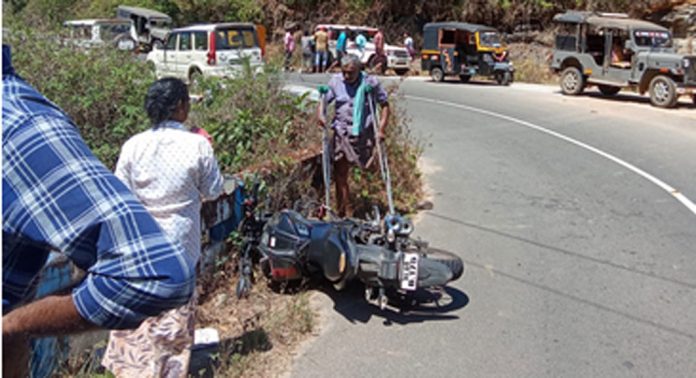 വാഗമണ്ണില് ബൈക്ക് അപകടത്തില് ഒരാള് മരിച്ചു – രണ്ടുപേര്ക്ക് ഗുരുതരം വാഗമണ്ണില് ബൈക്ക് അപകടത്തില് ഒരാള് മരിച്ചു – രണ്ടുപേര്ക്ക് ഗുരുതരം
