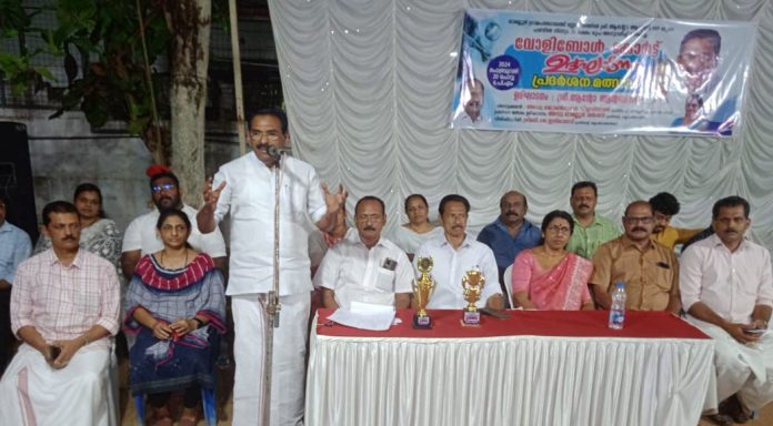 ഓമല്ലൂര് ഗ്രാമപഞ്ചായത്തിലെ വോളിബോള് കോര്ട്ട് ഉദ്ഘാടനം ചെയ്തു ഓമല്ലൂര് ഗ്രാമപഞ്ചായത്തിലെ വോളിബോള് കോര്ട്ട് ഉദ്ഘാടനം ചെയ്തു
