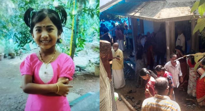 ഹൃദ്യക്ക് കണ്ണീരിൽ കുതിർന്ന യാത്രയയപ്പ് നൽകി ജന്മനാട് ഹൃദ്യക്ക് കണ്ണീരിൽ കുതിർന്ന യാത്രയയപ്പ് നൽകി ജന്മനാട്