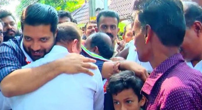 ഷാഫി പറമ്പിലിന് പാലക്കാടിന്റെ വൈകാരിക യാത്രയയപ്പ് ഷാഫി പറമ്പിലിന് പാലക്കാടിന്റെ വൈകാരിക യാത്രയയപ്പ്