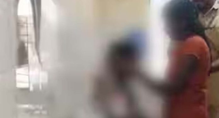 എൽകെജി വിദ്യാർത്ഥിയെ പന്നി ഇടിച്ചിട്ടു എൽകെജി വിദ്യാർത്ഥിയെ പന്നി ഇടിച്ചിട്ടു