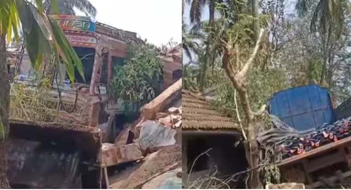 ലോറി നിയന്ത്രണം വിട്ട് വീടിന്റെ അടുക്കളയിലേക്ക് ഇടിച്ചുകയറി ലോറി നിയന്ത്രണം വിട്ട് വീടിന്റെ അടുക്കളയിലേക്ക് ഇടിച്ചുകയറി