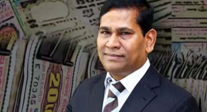 ദുരൂഹതയേറുന്നു ; ഇലക്ടറൽ ബോണ്ടുകൾ സാന്റിയാഗോ മാര്ട്ടിൻ വാങ്ങിയത് സംസ്ഥാനങ്ങൾക്ക് കേന്ദ്രം മുന്നറിയിപ്പ് നൽകിയതിന് ശേഷം ദുരൂഹതയേറുന്നു ; ഇലക്ടറൽ ബോണ്ടുകൾ സാന്റിയാഗോ മാര്ട്ടിൻ വാങ്ങിയത് സംസ്ഥാനങ്ങൾക്ക് കേന്ദ്രം മുന്നറിയിപ്പ് നൽകിയതിന് ശേഷം