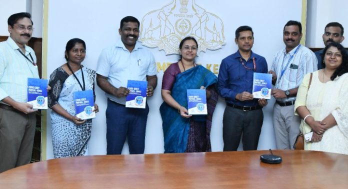 അങ്കണവാടി മെഡിസിന് കിറ്റ് : മന്ത്രി വീണാ ജോര്ജ് വിതരണോദ്ഘാടനം നിര്വഹിച്ചു അങ്കണവാടി മെഡിസിന് കിറ്റ് : മന്ത്രി വീണാ ജോര്ജ് വിതരണോദ്ഘാടനം നിര്വഹിച്ചു