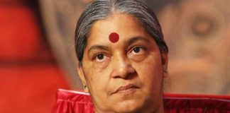 സിജെപി പ്രതിഷേധത്തിനിടെ ആനി രാജയ്ക്ക് നേരെ കൈയേറ്റം ; 3 പേർ പിടിയിൽ