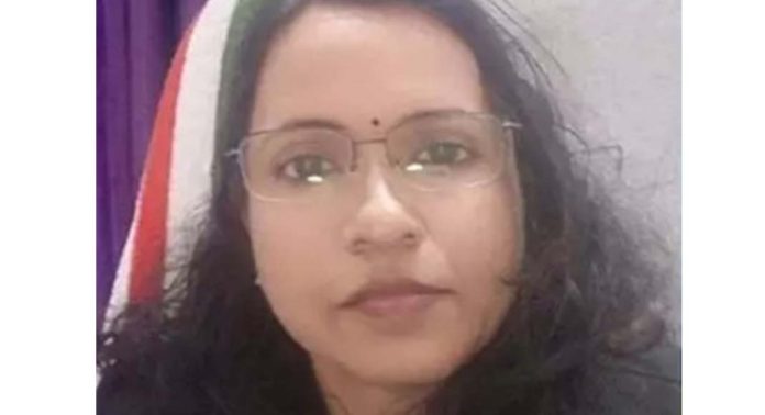 എപിപി അനീഷ്യയുടെ ആത്മഹത്യ ; കേസ് സംസ്ഥാന ക്രൈംബ്രാഞ്ചിന് കൈമാറി എപിപി അനീഷ്യയുടെ ആത്മഹത്യ ; കേസ് സംസ്ഥാന ക്രൈംബ്രാഞ്ചിന് കൈമാറി