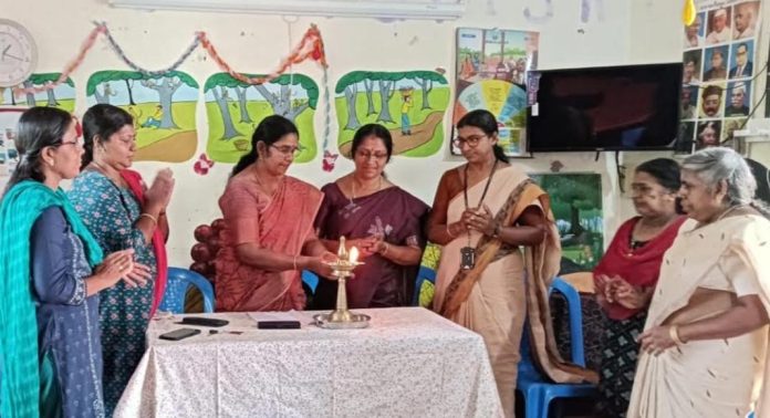 കുറ്റൂര് ഗ്രാമപഞ്ചായത്തിലെ സ്മാര്ട്ട് അങ്കണവാടി ഉദ്ഘാടനം ചെയ്തു കുറ്റൂര് ഗ്രാമപഞ്ചായത്തിലെ സ്മാര്ട്ട് അങ്കണവാടി ഉദ്ഘാടനം ചെയ്തു