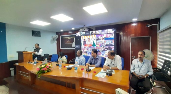 പി.എം. സൂരജ് പദ്ധതി : വായ്പ വിതരണം കളക്ടറേറ്റ് കോണ്ഫറന്സ് ഹാളില് നടന്നു പി.എം. സൂരജ് പദ്ധതി : വായ്പ വിതരണം കളക്ടറേറ്റ് കോണ്ഫറന്സ് ഹാളില് നടന്നു