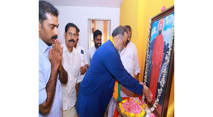 വൈകുണ്ഠസ്വാമി സ്മൃതി മണ്ഡപത്തിന് ദേശീയ ശ്രദ്ധ കൊണ്ടുവരുമെന്ന് രാജീവ് ചന്ദ്രശേഖർ വൈകുണ്ഠസ്വാമി സ്മൃതി മണ്ഡപത്തിന് ദേശീയ ശ്രദ്ധ കൊണ്ടുവരുമെന്ന് രാജീവ് ചന്ദ്രശേഖർ