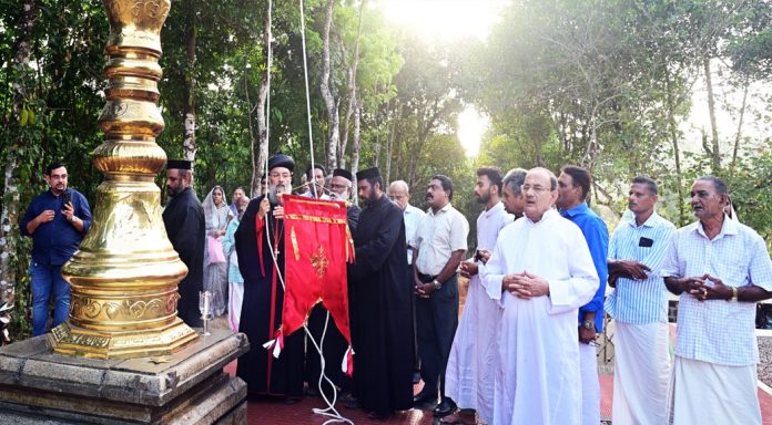 ഊട്ടുപാറ മാമൂട്ടിൽ തോട്ടത്തിൽ സെന്റ് ജോർജ്ജ് ഓർത്തഡോക്സ് പള്ളിയിലെ ശതാബ്ദി ആഘോഷവും പെരുനാളും മാർച്ച് 9,10 ഊട്ടുപാറ മാമൂട്ടിൽ തോട്ടത്തിൽ സെന്റ് ജോർജ്ജ് ഓർത്തഡോക്സ് പള്ളിയിലെ ശതാബ്ദി ആഘോഷവും പെരുനാളും മാർച്ച് 9,10
