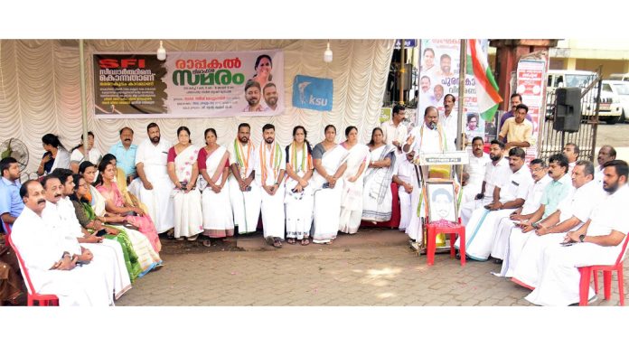 സി.പി.എം കേരളത്തില് നടപ്പാക്കുന്നത് ഉന്മൂലന സിദ്ധാന്തം : പ്രൊഫ. സതീഷ് കൊച്ചുപറമ്പില് സി.പി.എം കേരളത്തില് നടപ്പാക്കുന്നത് ഉന്മൂലന സിദ്ധാന്തം : പ്രൊഫ. സതീഷ് കൊച്ചുപറമ്പില്
