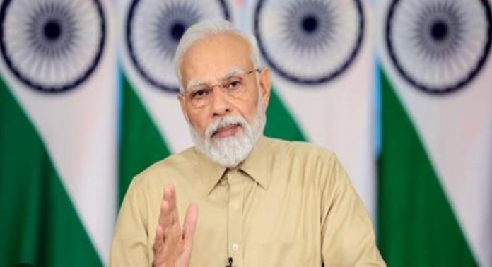 സ്വകാര്യ മേഖലയില്നിന്ന് 25 വിദഗ്ധര്കൂടി സുപ്രധാന കേന്ദ്രസര്ക്കാര് തസ്തികകളിലേക്ക് സ്വകാര്യ മേഖലയില്നിന്ന് 25 വിദഗ്ധര്കൂടി സുപ്രധാന കേന്ദ്രസര്ക്കാര് തസ്തികകളിലേക്ക്