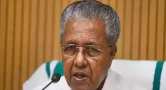 എല്ലിൻ കഷ്ണമിട്ടാൽ ഓടുന്ന സൈസ് ജീവികൾ, കോൺഗ്രസാണെന്ന് വിശ്വസിച്ച് ആരെയും ജയിപ്പിക്കാനാവില്ല ; തുറന്നടിച്ച് മുഖ്യമന്ത്രി എല്ലിൻ കഷ്ണമിട്ടാൽ ഓടുന്ന സൈസ് ജീവികൾ, കോൺഗ്രസാണെന്ന് വിശ്വസിച്ച് ആരെയും ജയിപ്പിക്കാനാവില്ല ; തുറന്നടിച്ച് മുഖ്യമന്ത്രി