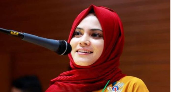 പുറത്താക്കിയ നേതാക്കളെ വീണ്ടും തിരിച്ചെടുക്കാൻ നീക്കം ; എതിര്പ്പറിയിച്ച് എംഎസ്എഫ് സംസ്ഥാന നേതൃത്വം പുറത്താക്കിയ നേതാക്കളെ വീണ്ടും തിരിച്ചെടുക്കാൻ നീക്കം ; എതിര്പ്പറിയിച്ച് എംഎസ്എഫ് സംസ്ഥാന നേതൃത്വം