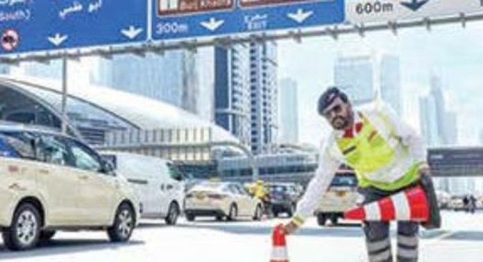 ദുബായ് പോലീസുമായി ചേർന്ന് ആർ.ടി.എ. പദ്ധതി വിപുലീകരിക്കുന്നു ദുബായ് പോലീസുമായി ചേർന്ന് ആർ.ടി.എ. പദ്ധതി വിപുലീകരിക്കുന്നു