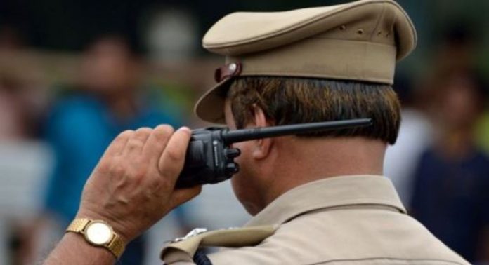 ഗുരുഗ്രാമിൽ വിദ്യാർഥിയെ തോക്കിൻ മുനയിൽ നിർത്തി മോഷണം നടത്തിയതായി പരാതി ഗുരുഗ്രാമിൽ വിദ്യാർഥിയെ തോക്കിൻ മുനയിൽ നിർത്തി മോഷണം നടത്തിയതായി പരാതി