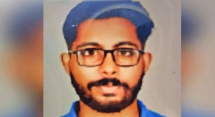 വെറ്ററിനറി കോളജ് വിദ്യാർഥിയുടെ മരണം ; പ്രതികൾക്കെതിരെ കൊലക്കുറ്റം ചുമത്തണം, വ്യാപക പ്രതിഷേധം വെറ്ററിനറി കോളജ് വിദ്യാർഥിയുടെ മരണം ; പ്രതികൾക്കെതിരെ കൊലക്കുറ്റം ചുമത്തണം, വ്യാപക പ്രതിഷേധം