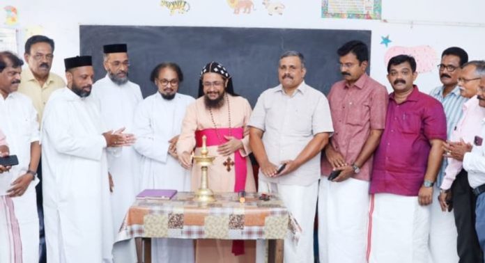 കലയിലൂടെ ധാർമ്മികതയും മൂല്യബോധവും വളർത്തണം ; മാർ അപ്രേം മെത്രാപ്പോലീത്ത കലയിലൂടെ ധാർമ്മികതയും മൂല്യബോധവും വളർത്തണം ; മാർ അപ്രേം മെത്രാപ്പോലീത്ത