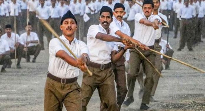 കേരളത്തിലെ ആർ.എസ്.എസ് സംഘടനാരീതി പരിഷ്കരിക്കുന്നു ; പ്രഖ്യാപനം ഉടൻ കേരളത്തിലെ ആർ.എസ്.എസ് സംഘടനാരീതി പരിഷ്കരിക്കുന്നു ; പ്രഖ്യാപനം ഉടൻ