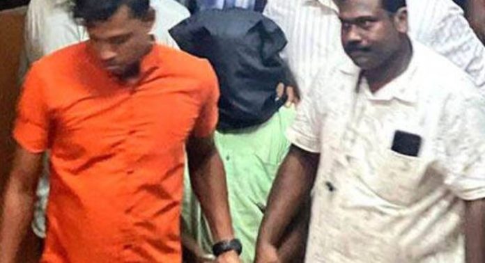 പേട്ടയിൽ രണ്ടു വയസുകാരിയെ തട്ടിക്കൊണ്ടുപോയ സംഭവം ; പ്രതി ഹസൻകുട്ടിക്കെതിരെ പോക്സോ കുറ്റം ചുമത്തി പേട്ടയിൽ രണ്ടു വയസുകാരിയെ തട്ടിക്കൊണ്ടുപോയ സംഭവം ; പ്രതി ഹസൻകുട്ടിക്കെതിരെ പോക്സോ കുറ്റം ചുമത്തി