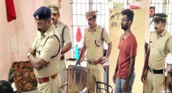 സിദ്ധാർത്ഥിന്റെ ദുരൂഹ മരണം ; കൊലപാതക സാധ്യത പരിശോധിക്കണം, റിമാൻഡ് റിപ്പോർട്ടിൽ പോലീസ് സിദ്ധാർത്ഥിന്റെ ദുരൂഹ മരണം ; കൊലപാതക സാധ്യത പരിശോധിക്കണം, റിമാൻഡ് റിപ്പോർട്ടിൽ പോലീസ്