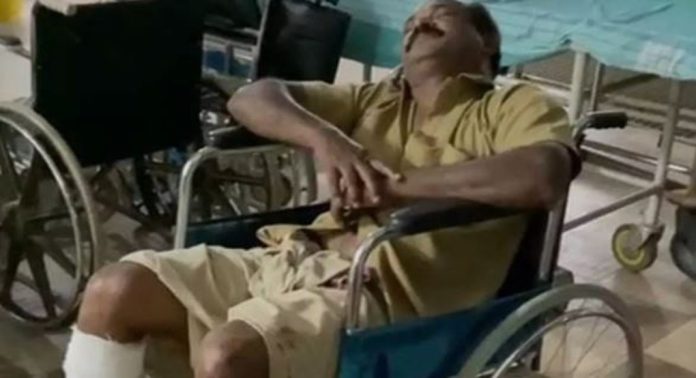 കട്ടപ്പനയിൽ നടുറോഡിൽ ഓട്ടോഡ്രൈവർക്ക് ക്രൂരമർദനം ; ദൃശ്യങ്ങൾ പുറത്ത് കട്ടപ്പനയിൽ നടുറോഡിൽ ഓട്ടോഡ്രൈവർക്ക് ക്രൂരമർദനം ; ദൃശ്യങ്ങൾ പുറത്ത്