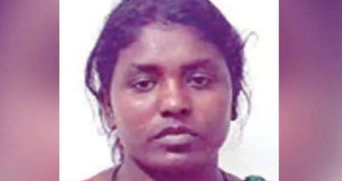 വിവാഹവാഗ്ദാനം നല്കി പ്രായപൂർത്തിയാകാത്ത പെൺകുട്ടിയെ തട്ടിക്കൊണ്ടുപോയി; കൂട്ടുകാരിയുടെ അമ്മയും രണ്ടാംഭര്ത്താവും അറസ്റ്റിൽ വിവാഹവാഗ്ദാനം നല്കി പ്രായപൂർത്തിയാകാത്ത പെൺകുട്ടിയെ തട്ടിക്കൊണ്ടുപോയി; കൂട്ടുകാരിയുടെ അമ്മയും രണ്ടാംഭര്ത്താവും അറസ്റ്റിൽ