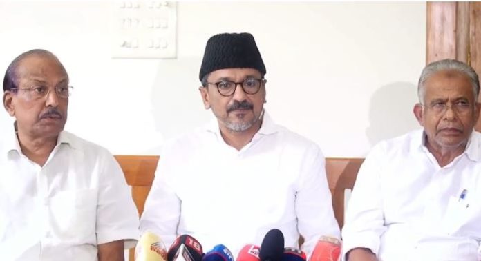 മലപ്പുറത്ത് കോൺഗ്രസിൽ ഗ്രൂപ്പ് പോര് തുടരുന്നു ; ഉടൻ പരിഹാരം കാണണമെന്ന് മുസ്ലിം ലീഗ് മലപ്പുറത്ത് കോൺഗ്രസിൽ ഗ്രൂപ്പ് പോര് തുടരുന്നു ; ഉടൻ പരിഹാരം കാണണമെന്ന് മുസ്ലിം ലീഗ്